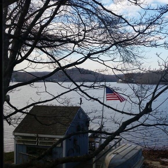 Meet your Posher - Picture 2 of 16